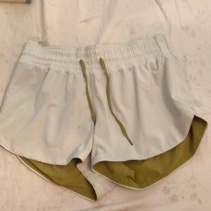 Lululemon Choose a side shorts